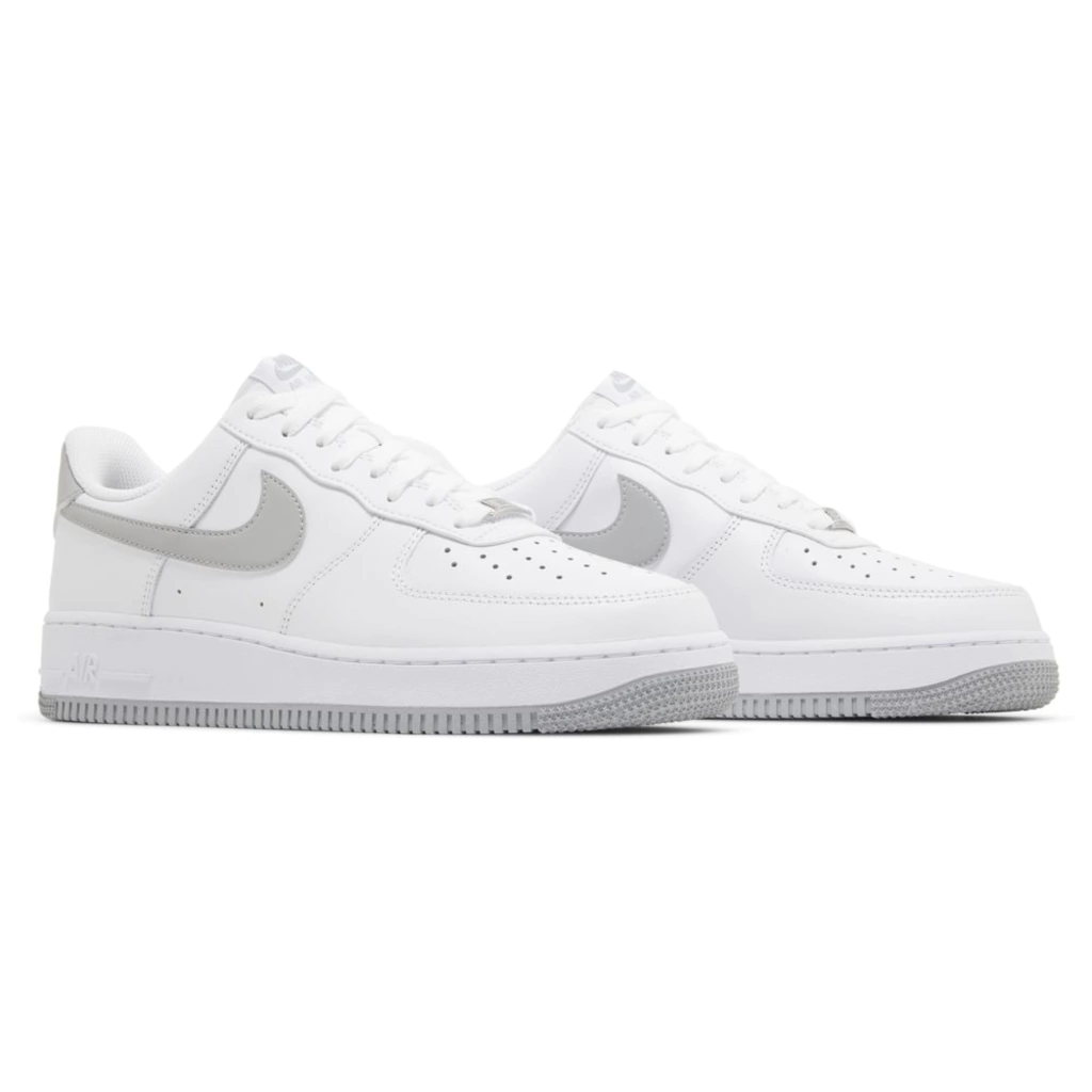 Tênis Nike Air Force 1 '07 'White Light Smoke Grey'