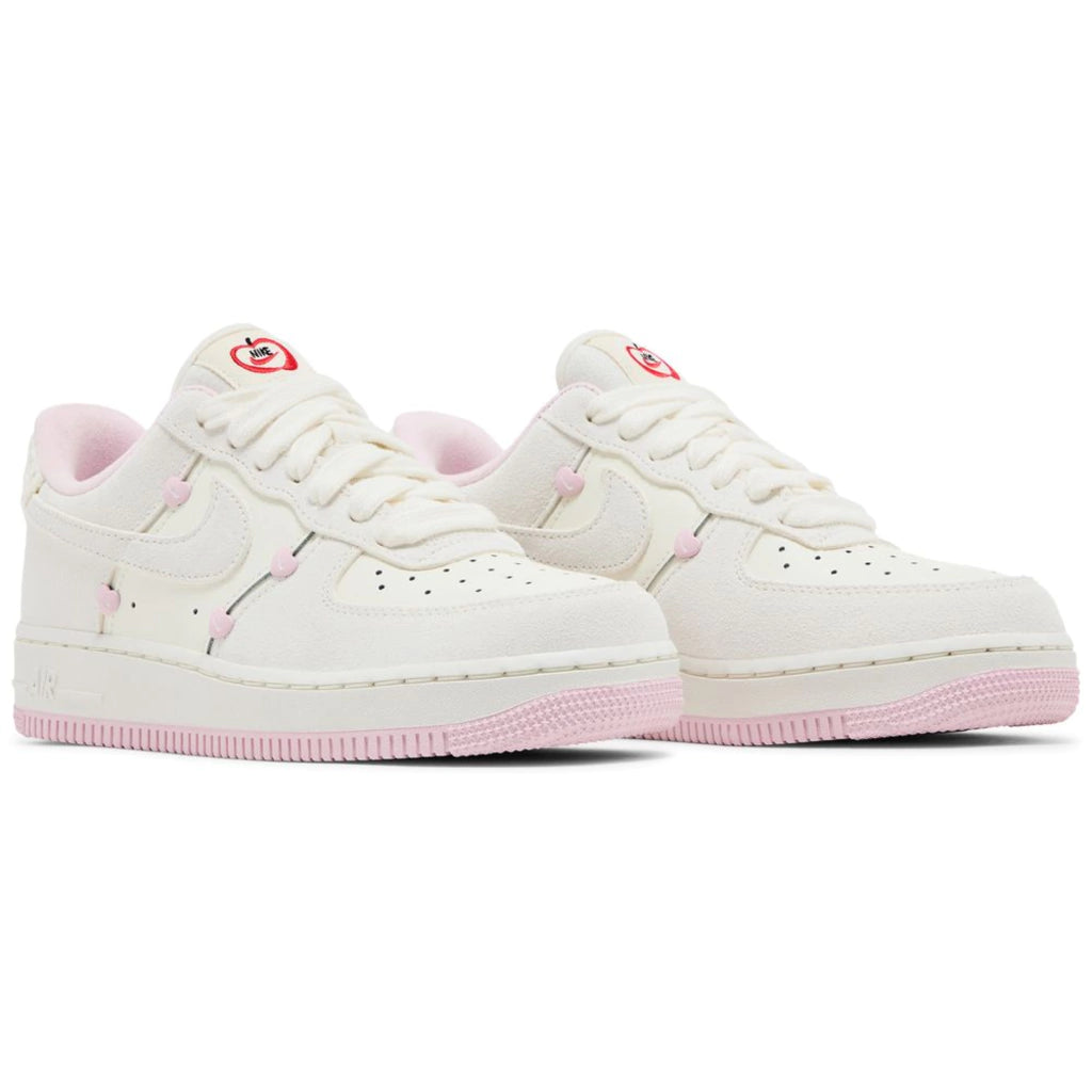 Tênis Nike Air Force 1 Low 'Valentine's Day' (2025)
