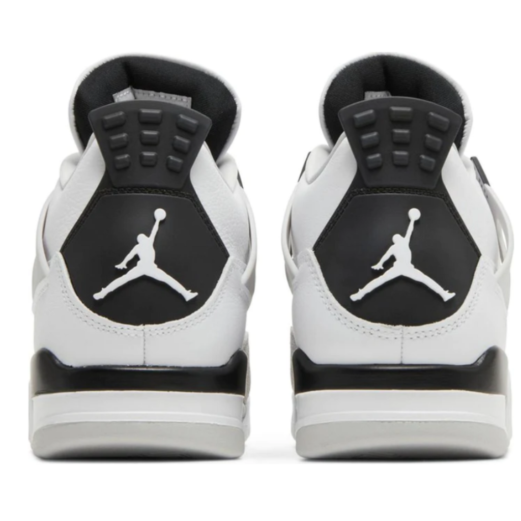 Tênis Nike Air Jordan 4 Retro 'Military Black'