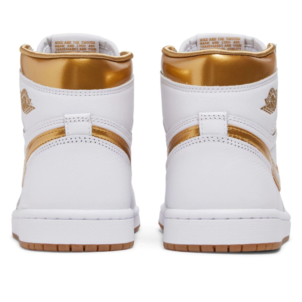 Tênis Nike Air Jordan 1 Retro High OG 'Metallic Gold'
