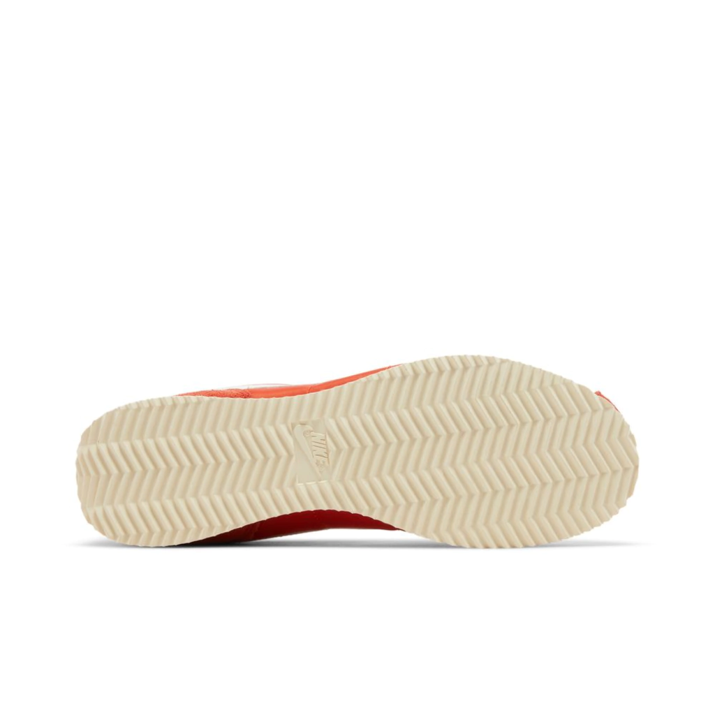 Tênis Nike Cortez 'Picante Red'