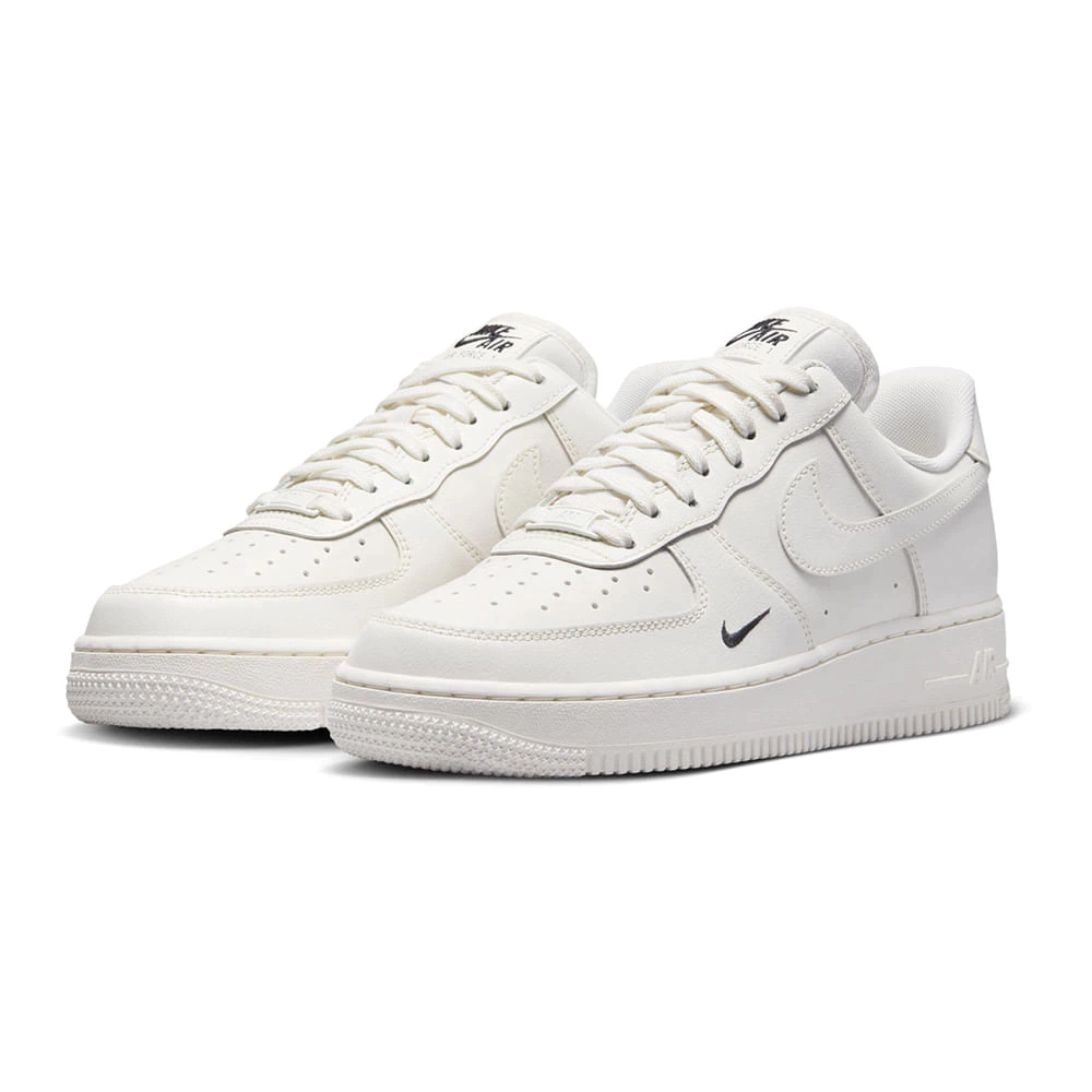 Tênis Nike Air Force 1 '07 Essential 'Sail Black'