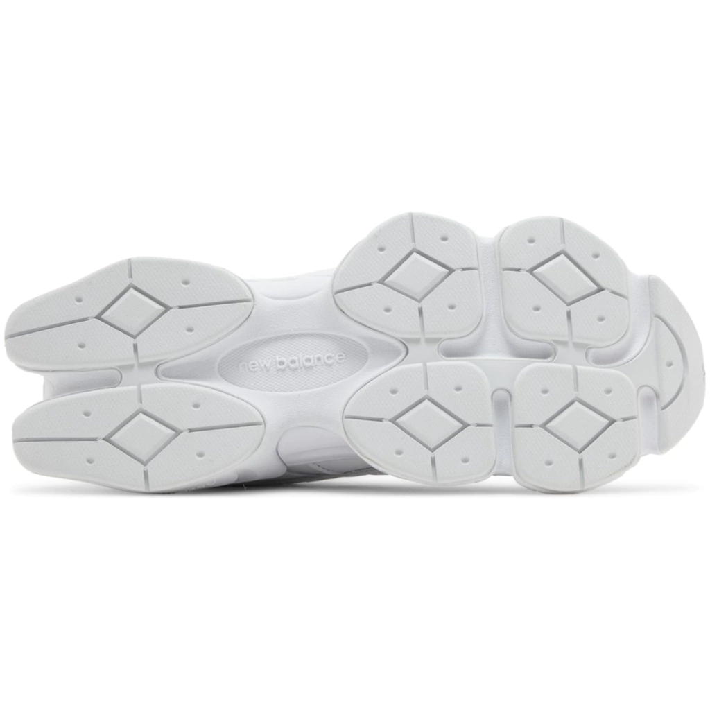 Tênis New Balance 9060 'Triple White'