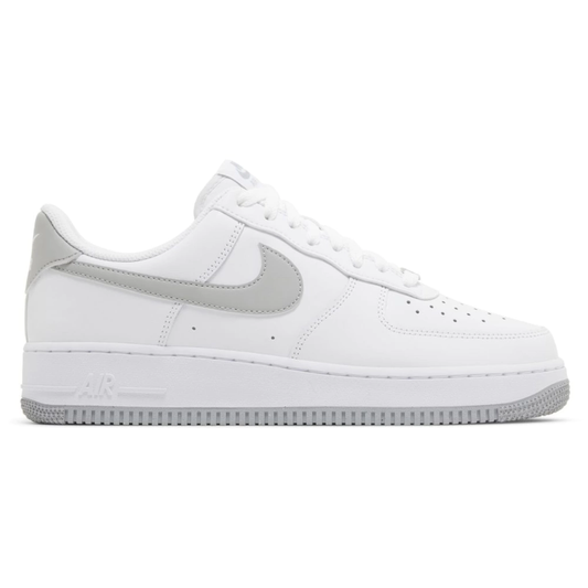 Tênis Nike Air Force 1 '07 'White Light Smoke Grey'