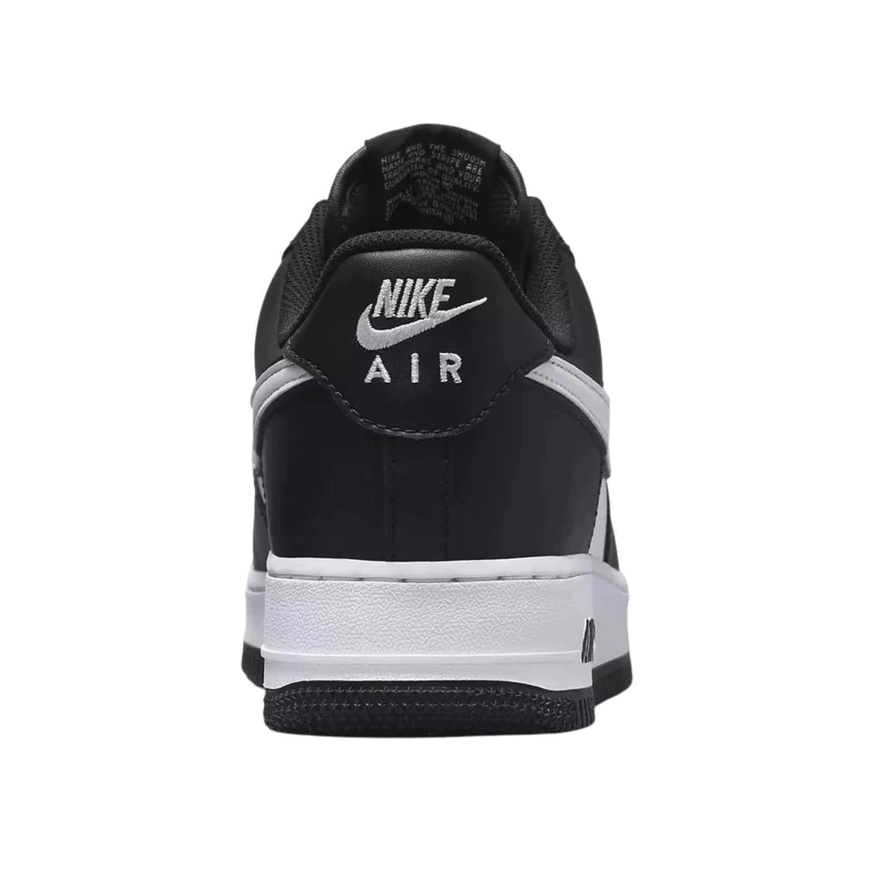 Tênis Nike Air Force 1 '07 LV8 'Panda'